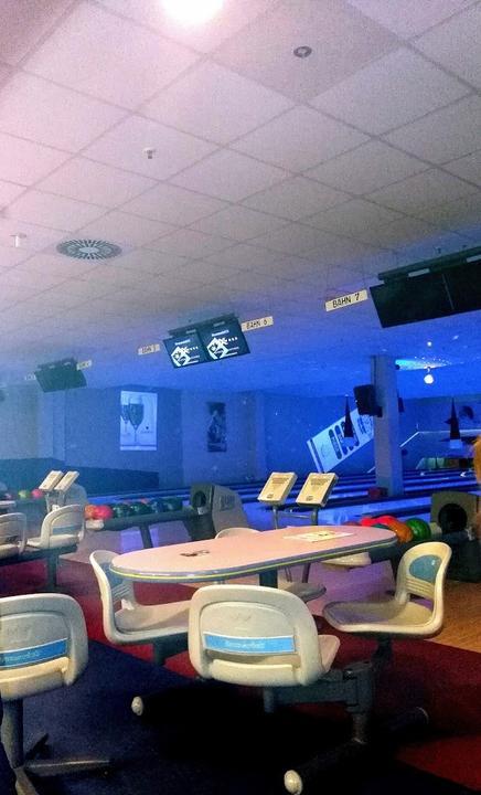 Jute Sports Bowling